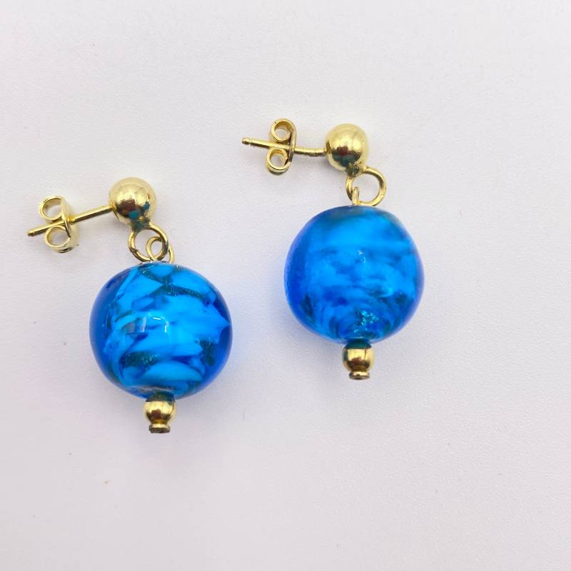 Blaue Glaskugel-Ohrringe Aus Der Kikinasu-Kollektion von KIKINASU