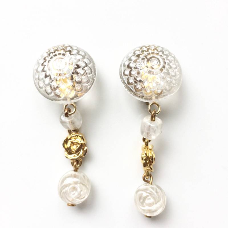 Sehr Leichte Und Baumelnde Ohrclips Aus Harz von KIKINASU