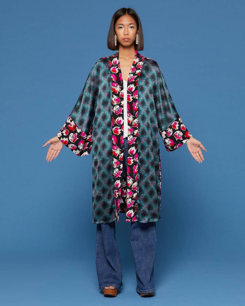 Reiner Seidenkimono "1 Rhombus X 1 Tulip" von KIMONASHOP