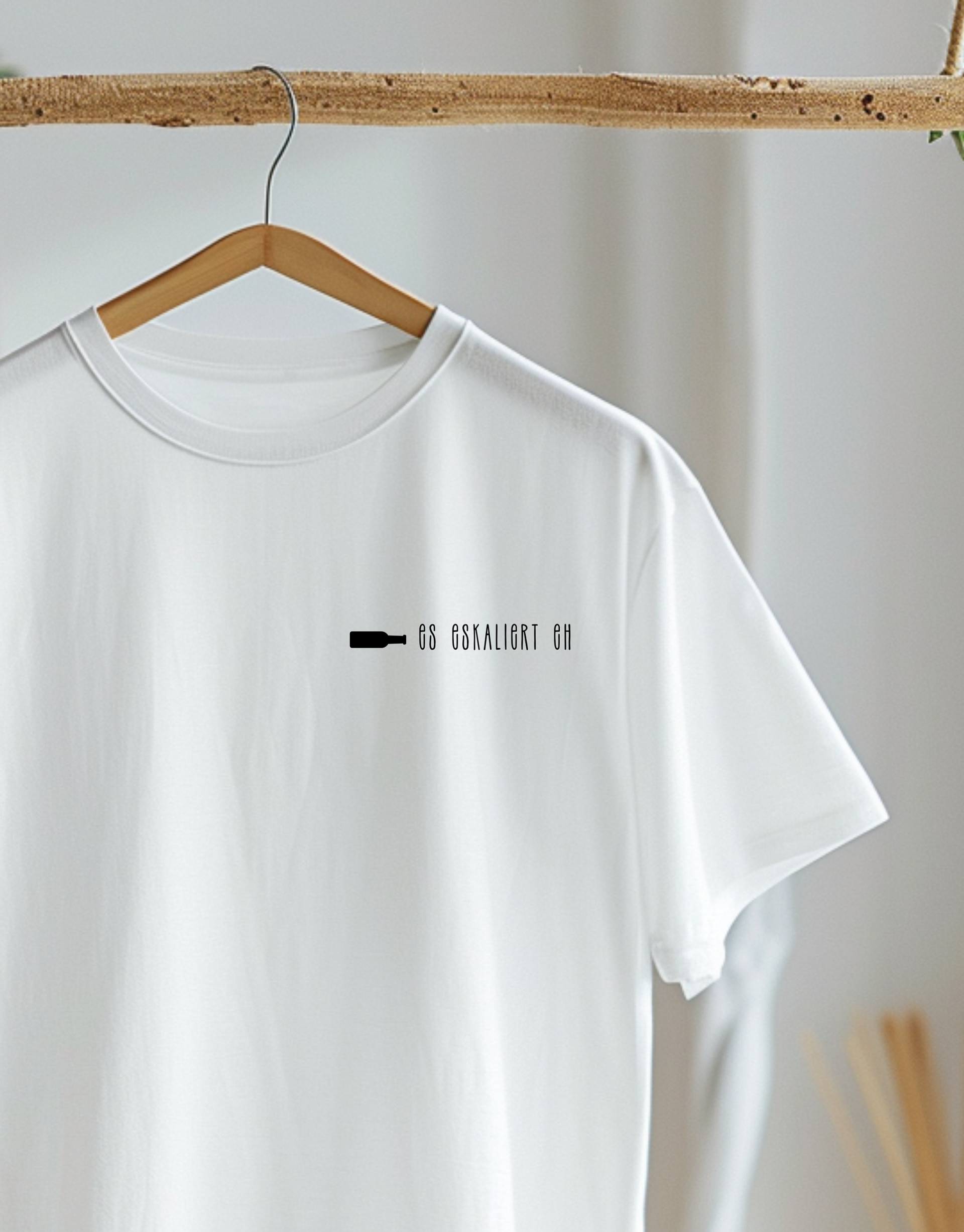 Nachhaltiges Unisex T-Shirt Aus Bio-Baumwolle | Fair Trade Lustiger Statement Print Umweltfreundlich Nachhaltiges Unisex T-Shirt Aus Bio-Baumwolle | Fair Trade Lustiger Statement Print Umweltfreundlich von KINDDEEDSdesign
