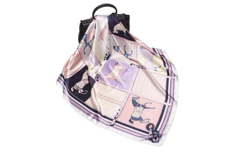 KINSI Halstuch Satin-Schal im Seidenlook - Großes Quadrat 90x90cm, als eleganter Frühlingsaccessoire von KINSI