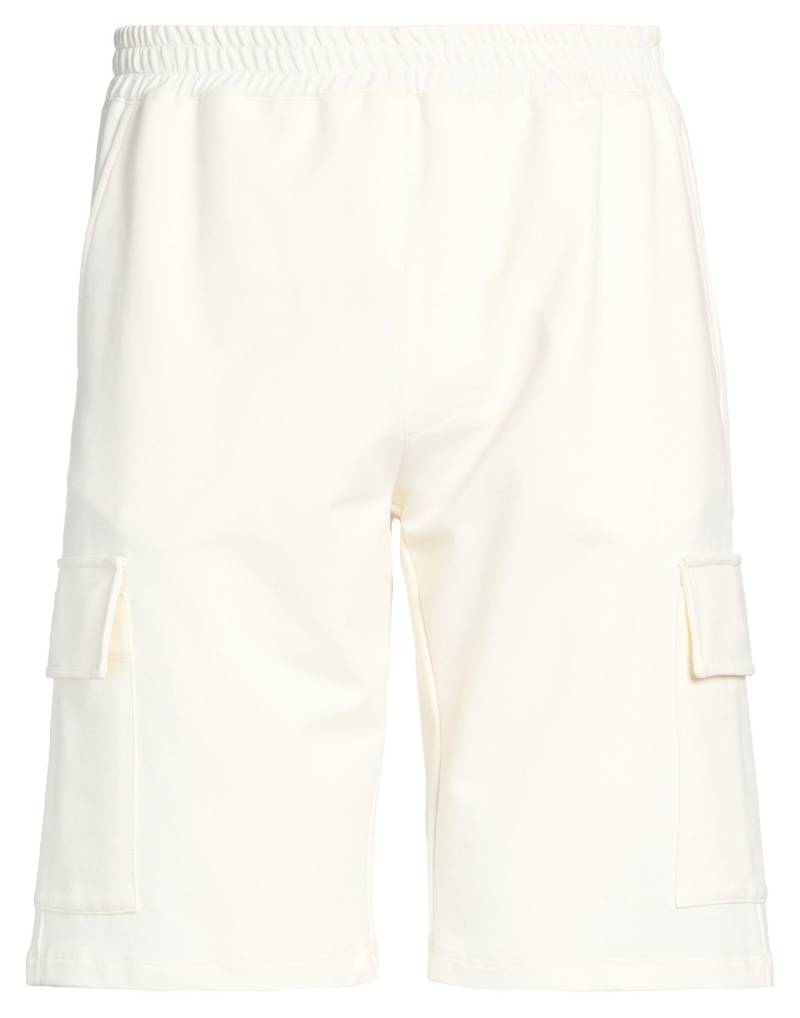 KIRED Shorts & Bermudashorts Herren Weiß von KIRED