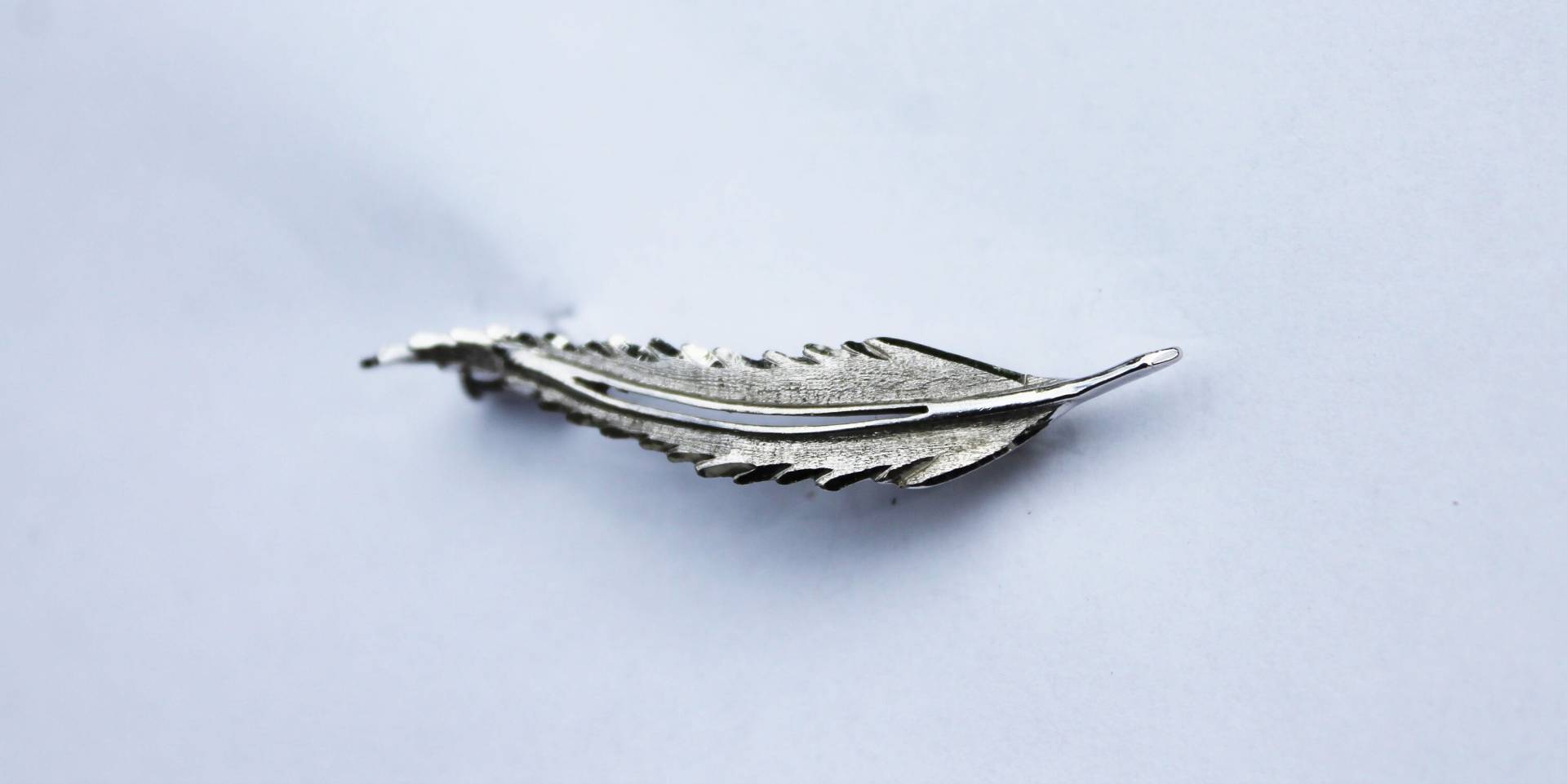 Vintage Silver Brooch Leaf/1990 925 Sterling Chic Real Broach 90Er Silberbrosche Blatt Jewelry von KITSCHSCHICK