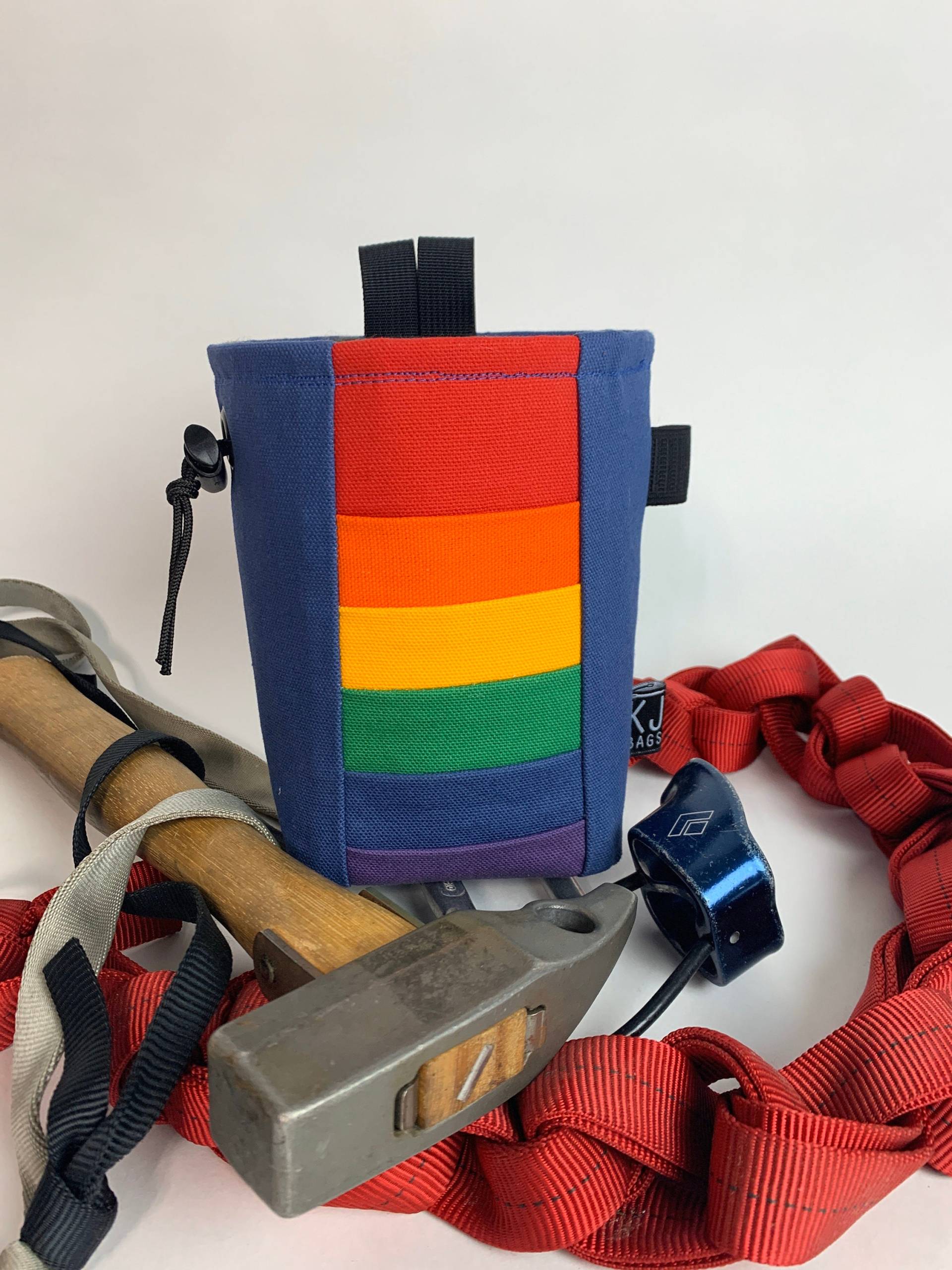 Pride Edition Chalk Bag Blauer Regenbogen Aus Canvas Pride Edition Chalk Bag Blauer Regenbogen Aus Canvas von KJbags