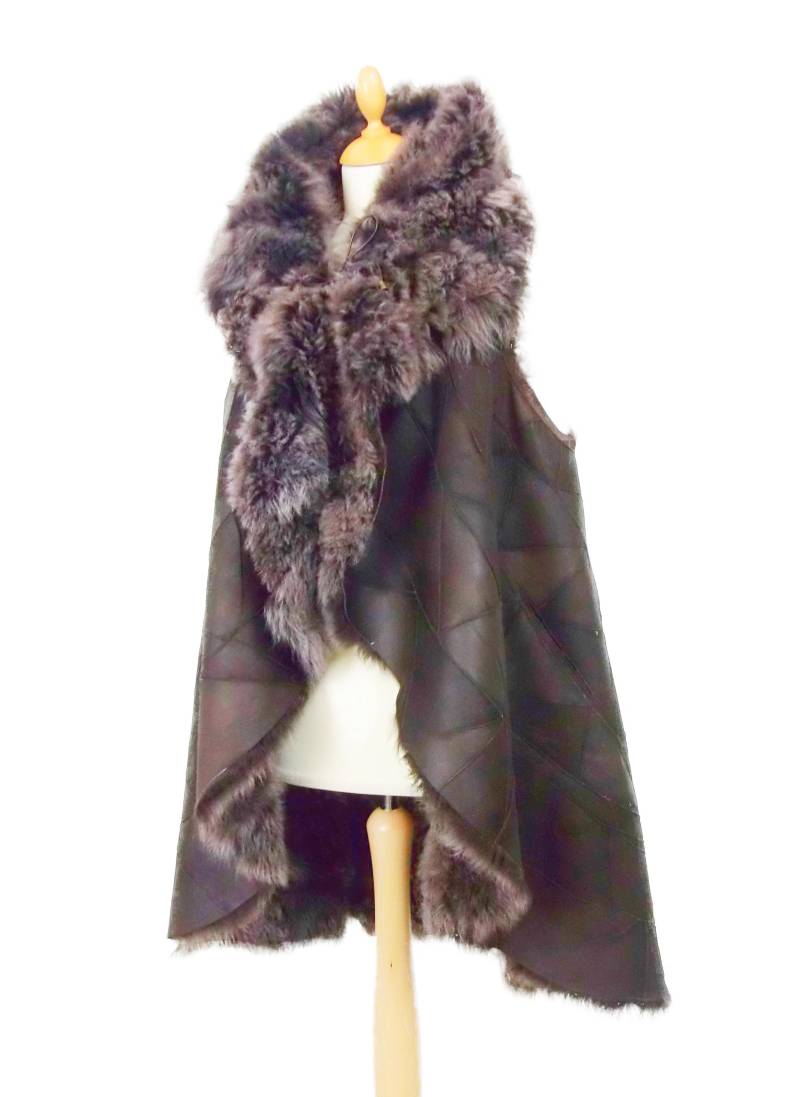 Oversized Weste Aus Echtem Toscana-Lammfell-Patchwork, Wendbar, Braun von KKDafis