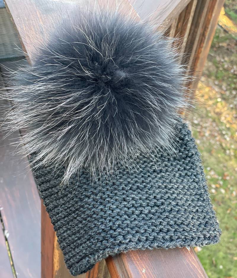 Chunky Beanie Pelz Bommelmütze - 100 % Wolle Mütze Handgemachte Strickmütze Waschbär Pom Lieferbar Damen/Kinder Wintermütze von KKHATS