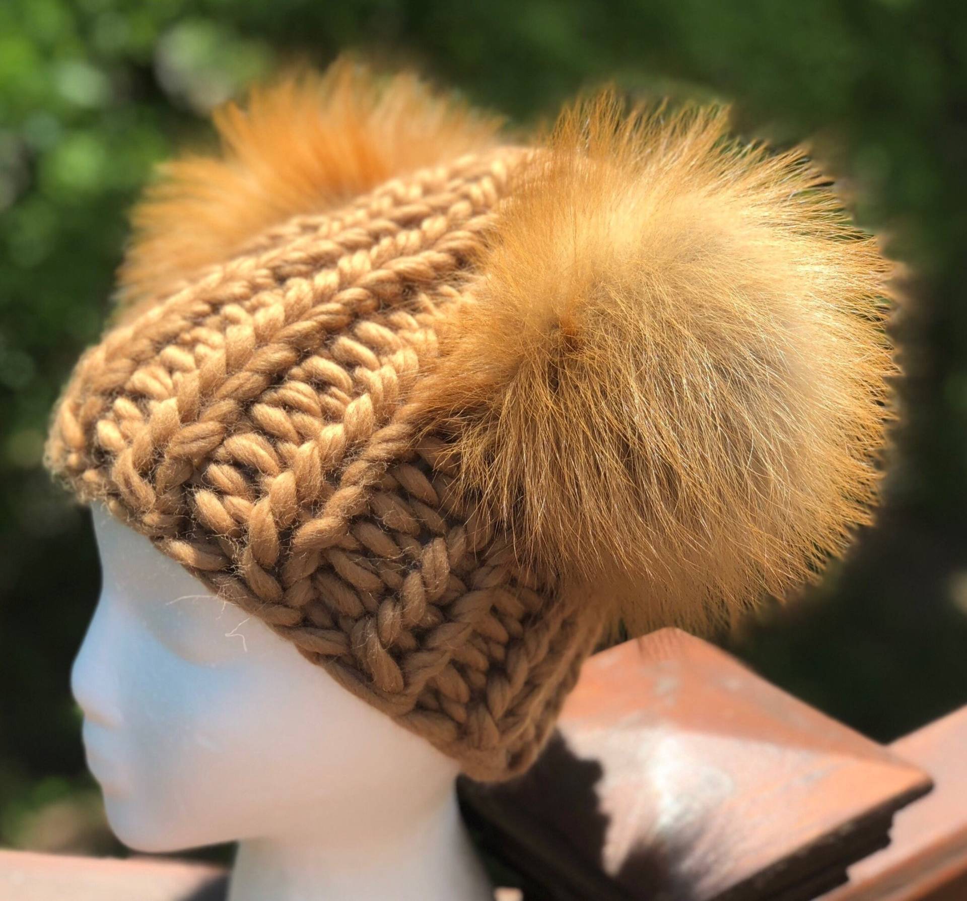 Chunky Bulky Mimi Wool Beanie Double Bommelmütze -100% Wollmütze - Handgemachte Strickmütze Waschbär Pom Damen Wintermütze von KKHATS