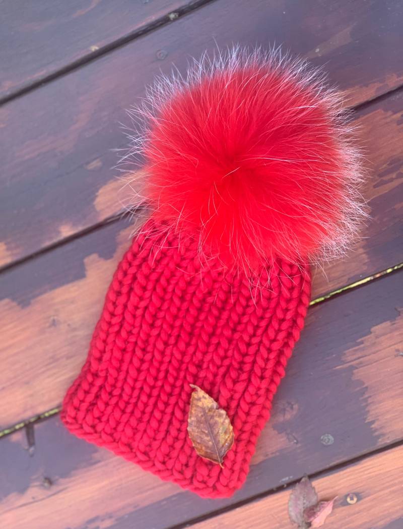 Chunky Bulky Wool Beanie Bommelmütze -100% Wollmütze - Handgemachte Strickmütze Waschbär Pom Damen Wintermütze von KKHATS