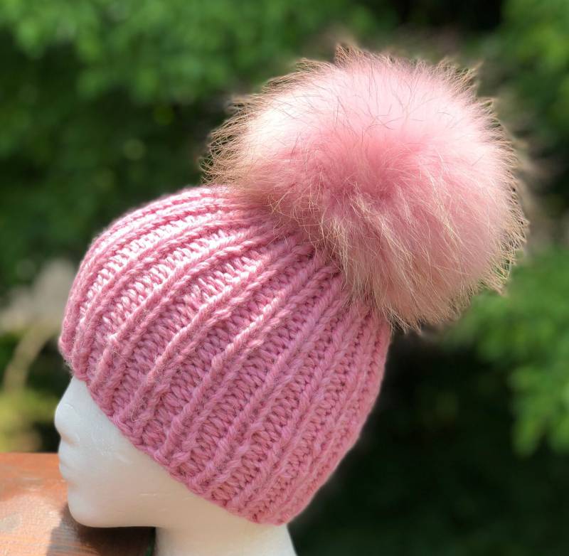 Damen Chunky Beanie Pelz Bommel Mütze - 100 % Alpaka Handgemachte Strickmütze Waschbär Pom Lieferbar Geschenk von KKHATS