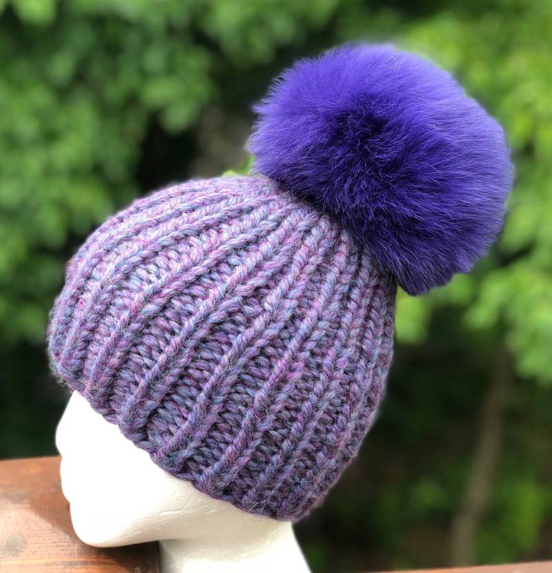 Damen Chunky Beanie Pelz Bommelmütze - 100 % Alpaka Mütze Handgemachte Strickmütze Fuchs Pom Lieferbar Geschenk von KKHATS