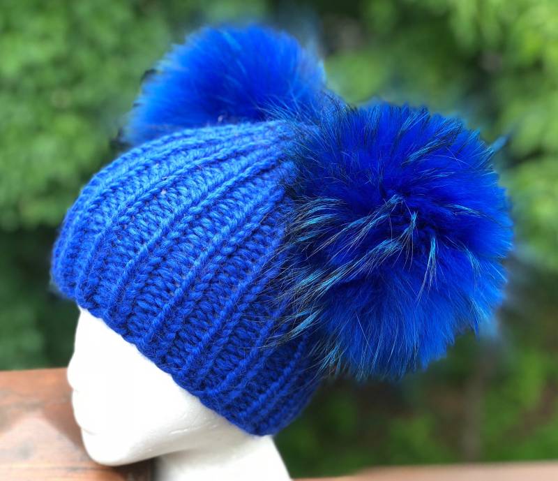 Doppelte Poms Mimi Beanie Chunky Mütze - 100 % Alpaka Handgemachte Gerippte Strickmütze Waschbär Pom Lieferbar Damen Wintermütze von KKHATS