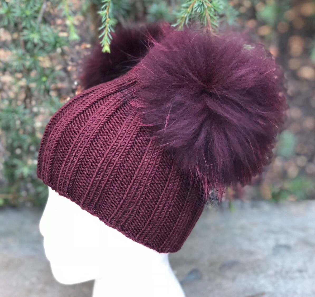 Gerippte Beanie Pelz Bommelmütze - 100 % Wolle Handgemachte Gestrickte Mimi Mütze Doppelter Pom Lieferbar Wintermütze von KKHATS