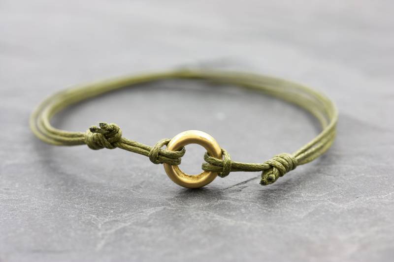Armband Circle Messing Grün Minimal Vegan Freundschaftsamband von KLAPPERGLAS