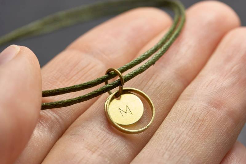 Personalisierte Initialen Schmuck Armband Gravur Circle Minimal Geschenk Für Sie von KLAPPERGLAS