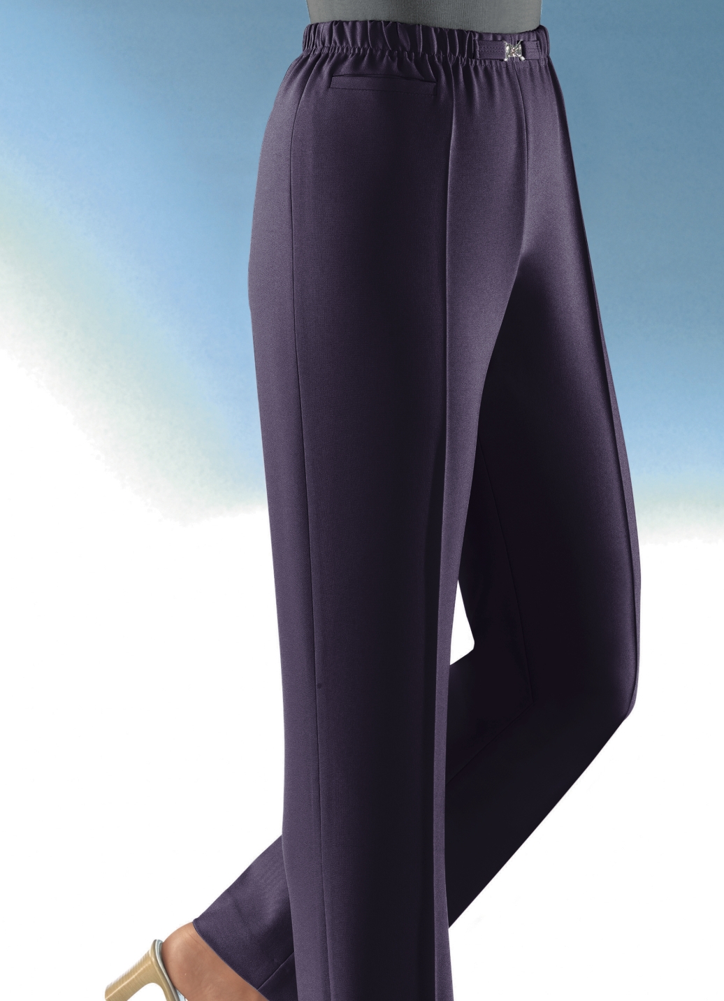 Hose in Schlupfform in 8 Farben, Pflaume, Größe 48 Hose in Schlupfform in 8 Farben, Pflaume, Größe 48 von KLAUS MODELLE
