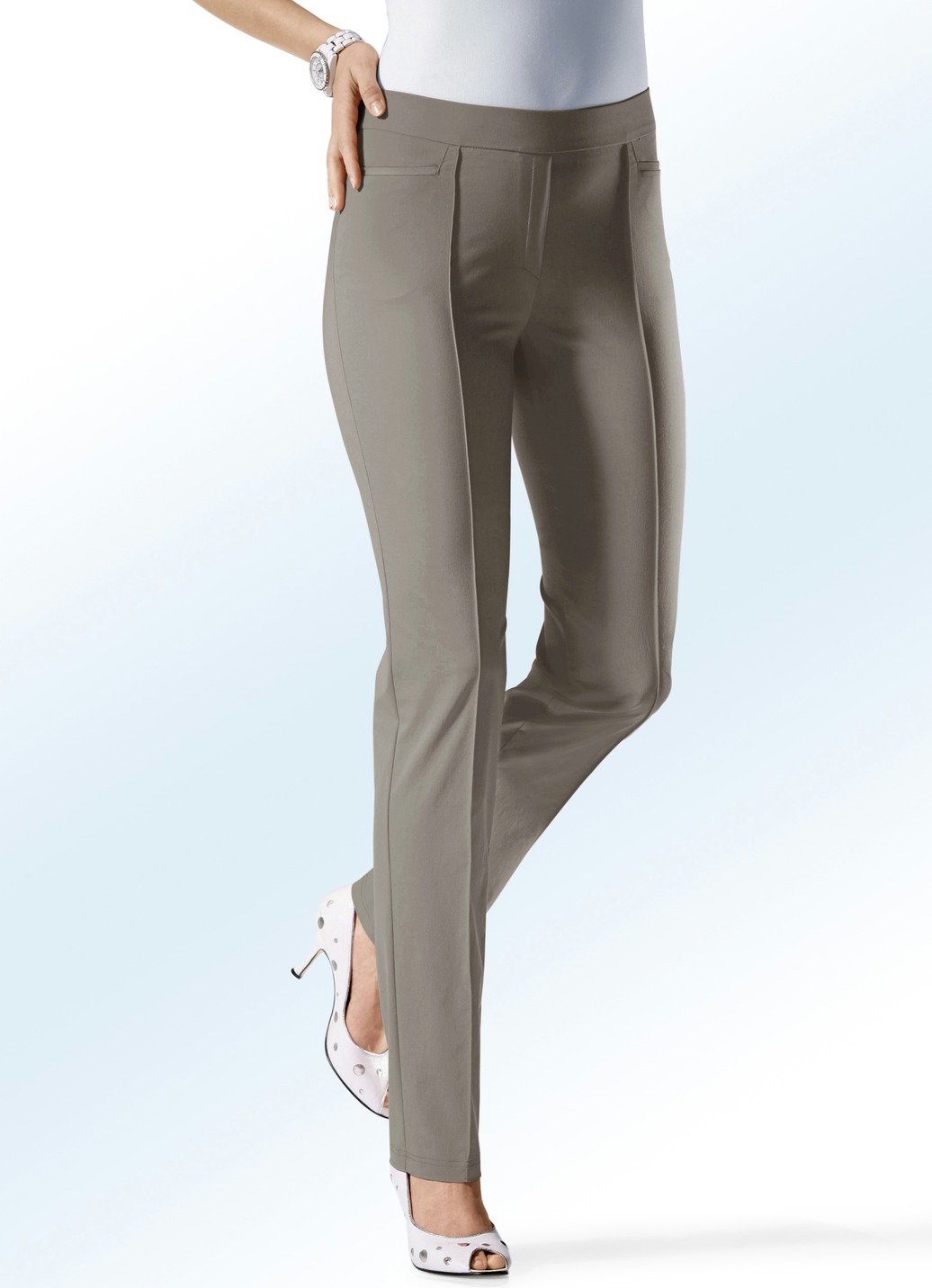 Hose mit schmaler Fußweite in 15 Farben, Taupe, Größe 22 Hose mit schmaler Fußweite in 15 Farben, Taupe, Größe 22 von KLAUS MODELLE