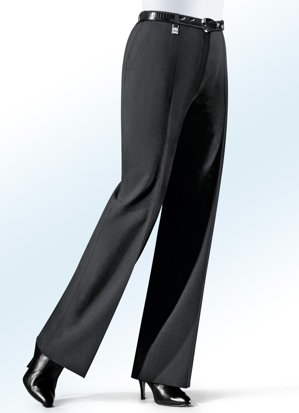 Hose in angesagter Marlene-Form in 6 Farben, Schwarz, Größe 96 von KLAUS MODELLE