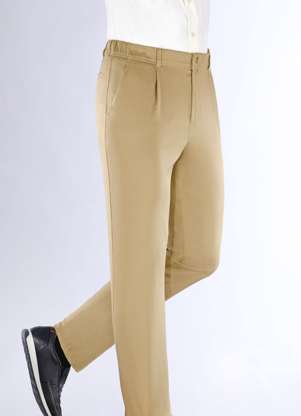Hose von "Klaus Modelle" mit Gummibund in 3 Farben, Camel, Größe 26 Hose von "Klaus Modelle" mit Gummibund in 3 Farben, Camel, Größe 26 von KLAUS MODELLE