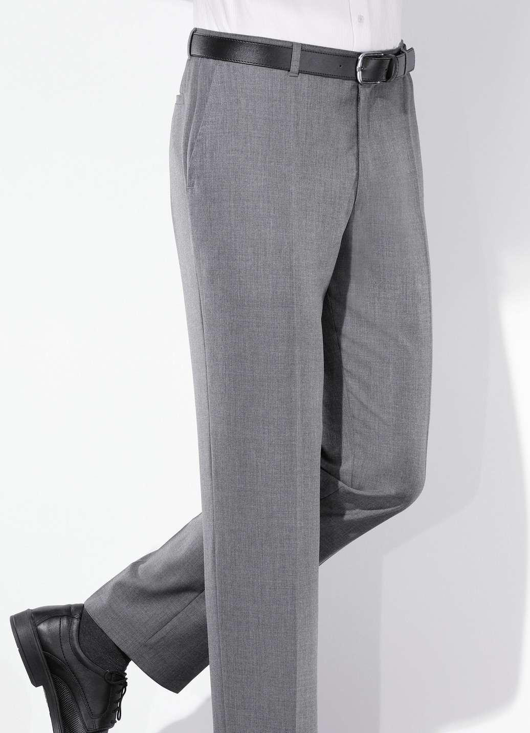 "Klaus Modelle"-Hose mit Gürtel in 3 Farben, Mittelgrau Meliert, Größe 28 "Klaus Modelle"-Hose mit Gürtel in 3 Farben, Mittelgrau Meliert, Größe 28 von KLAUS MODELLE