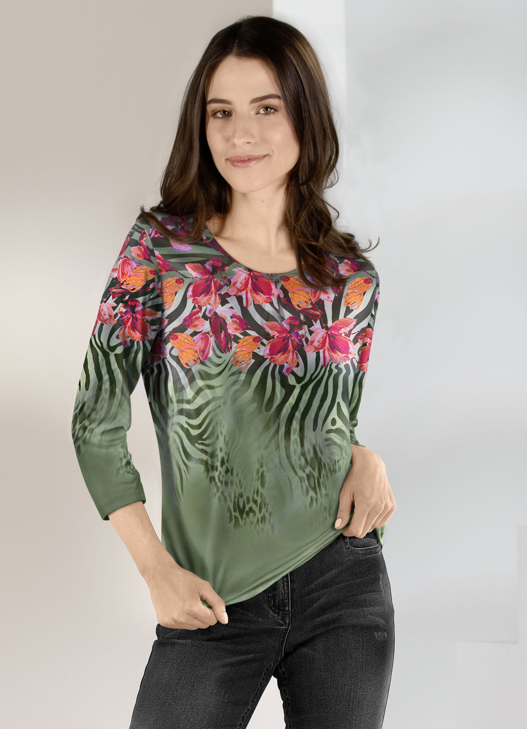 Pullover in Feinstrick, Oliv-Multicolor, Größe 46 von KLAUS MODELLE
