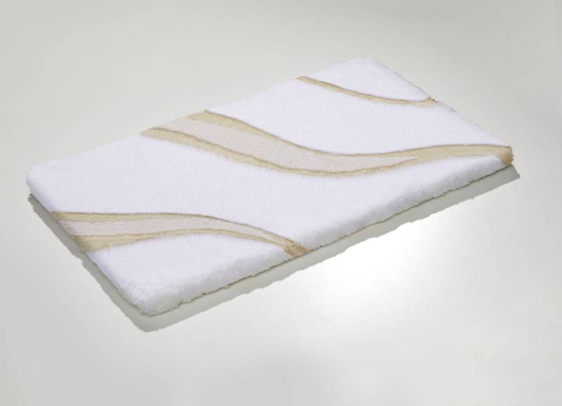 Moderne Badgarnitur von Kleine Wolke, Größe 109 (Hänge-WC-Vorleger,55/ 50 cm), Weiss-Creme von KLEINE WOLKE