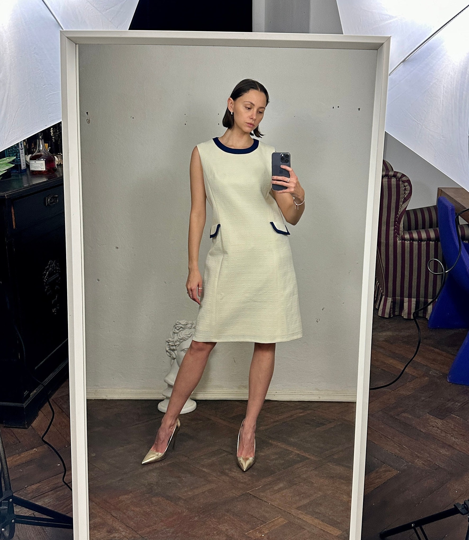 Vintage Creme Weiß Midi Kleid, Ärmelloses Kleid von KLEMvintage