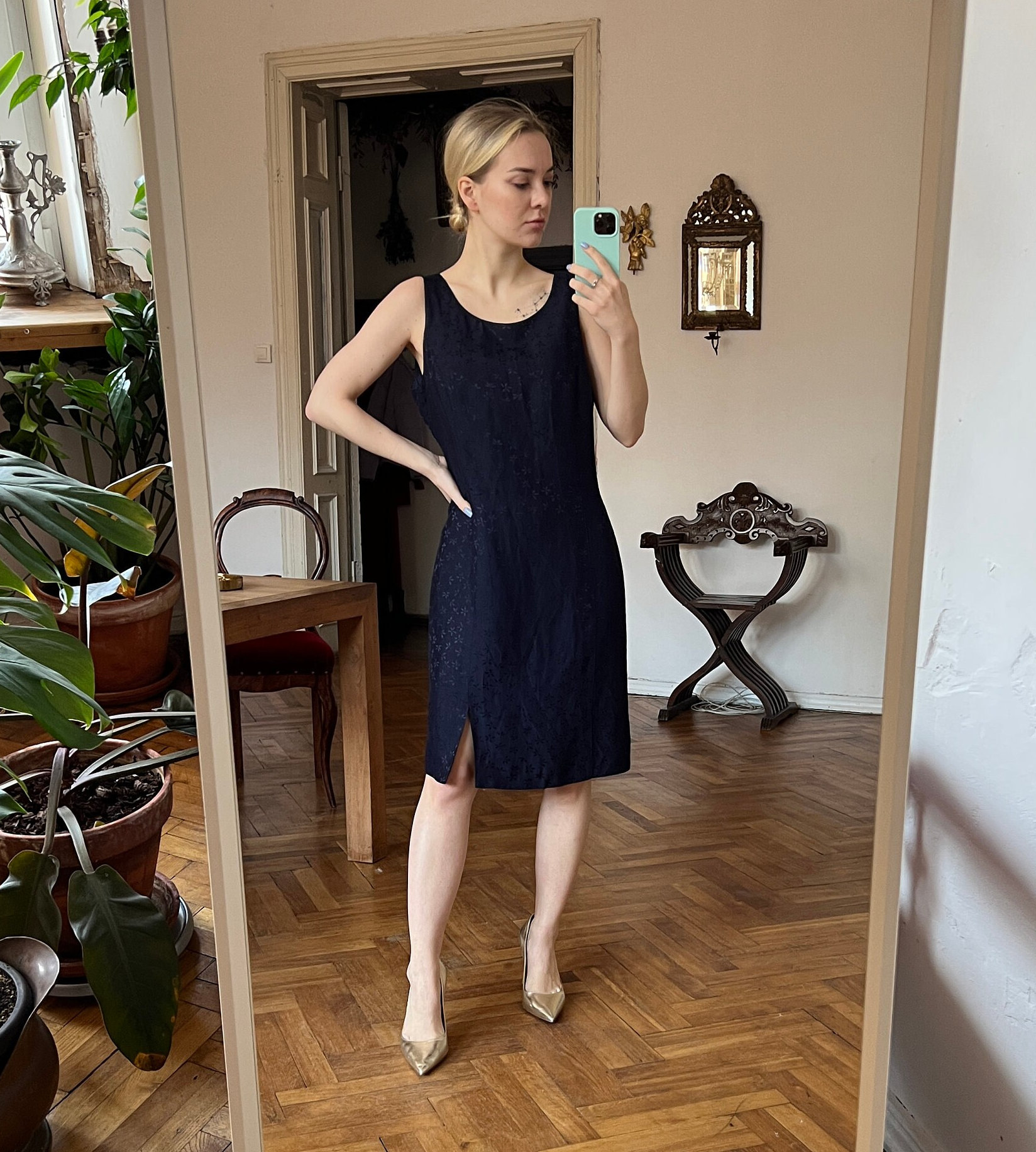 Vintage Navy Blue Ärmelloses Midi Kleid von KLEMvintage