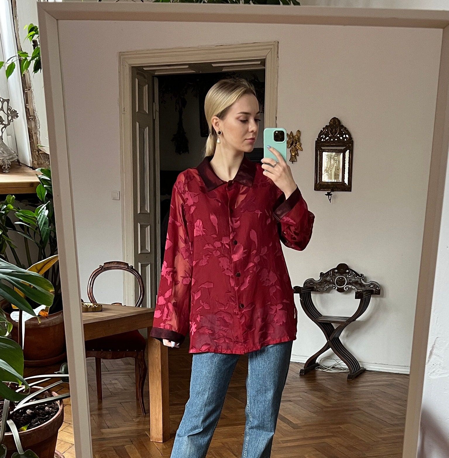 Vintage Rote Bluse, Langarm-Halbschal-Top von KLEMvintage