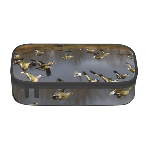 KLJnmbb Reise-Federmäppchen mit Jagd-Motiv fliegende Wildenten, 21,6 x 5,1 x 9,4 cm, funktionale Aufbewahrungstasche für Bürobedarf KLJnmbb Reise-Federmäppchen mit Jagd-Motiv fliegende Wildenten, 21,6 x 5,1 x 9,4 cm, funktionale Aufbewahrungstasche für Bürobedarf von KLJnmbb