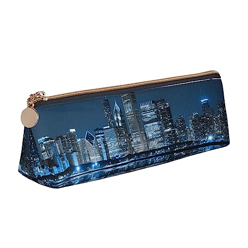 KLMELLMDE Leder Chicago Reflektierende Federmäppchen für Männer, Frauen, Mädchen und Jungen, Schreibwaren und Kunstutensilien, Make-up-Taschen, weiß, Einheitsgröße, Lässiger Tagesrucksack KLMELLMDE Leder Chicago Reflektierende Federmäppchen für Männer, Frauen, Mädchen und Jungen, Schreibwaren und Kunstutensilien, Make-up-Taschen, weiß, Einheitsgröße, Lässiger Tagesrucksack von KLMELLMDE