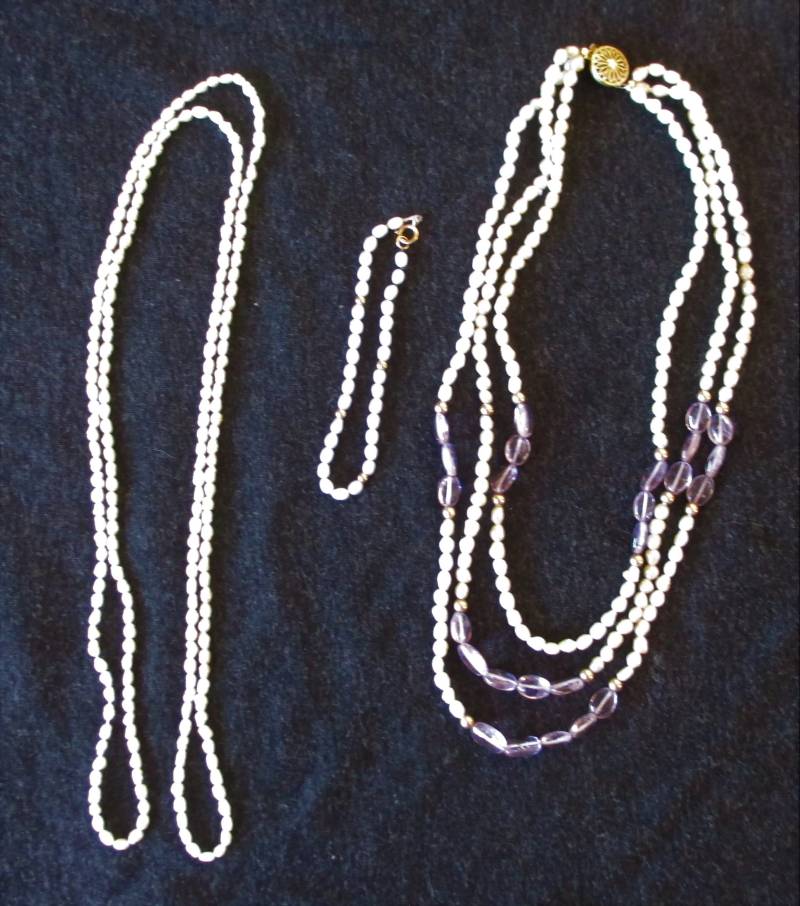 Dreiteilige Süßwasserperlen Halskette Und Armband Set - Größe Für Ein Junges Mädchen Oder Diminutive Frau von KLRCreationsStore