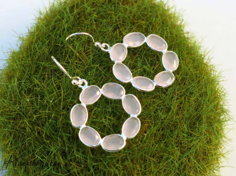 Creolen, Ohrringe in Silber Mit Rosé Farbenen Chalcedonen Creolen, Ohrringe in Silber Mit Rosé Farbenen Chalcedonen von KLUNKERQUEEN