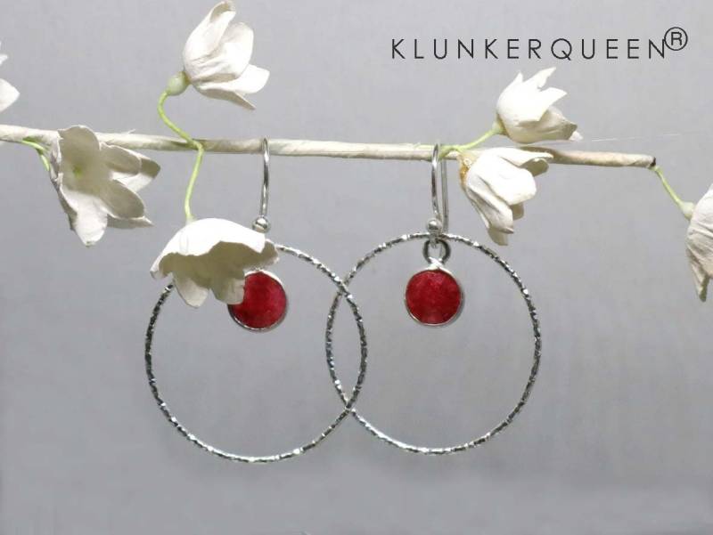 Creolen, Ohrringe in Silber Mit Rubin Creolen, Ohrringe in Silber Mit Rubin von KLUNKERQUEEN