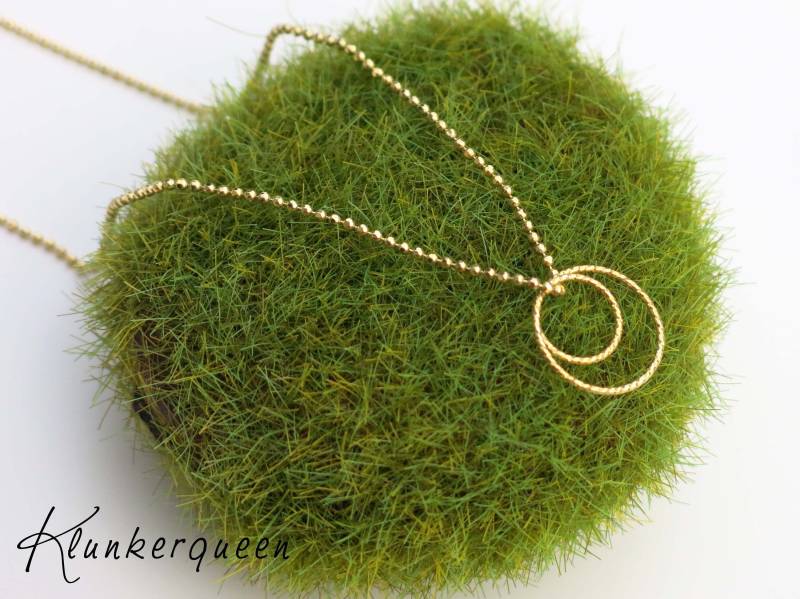 Kette Mit Ring-Anhänger in Gold, 45 cm von KLUNKERQUEEN