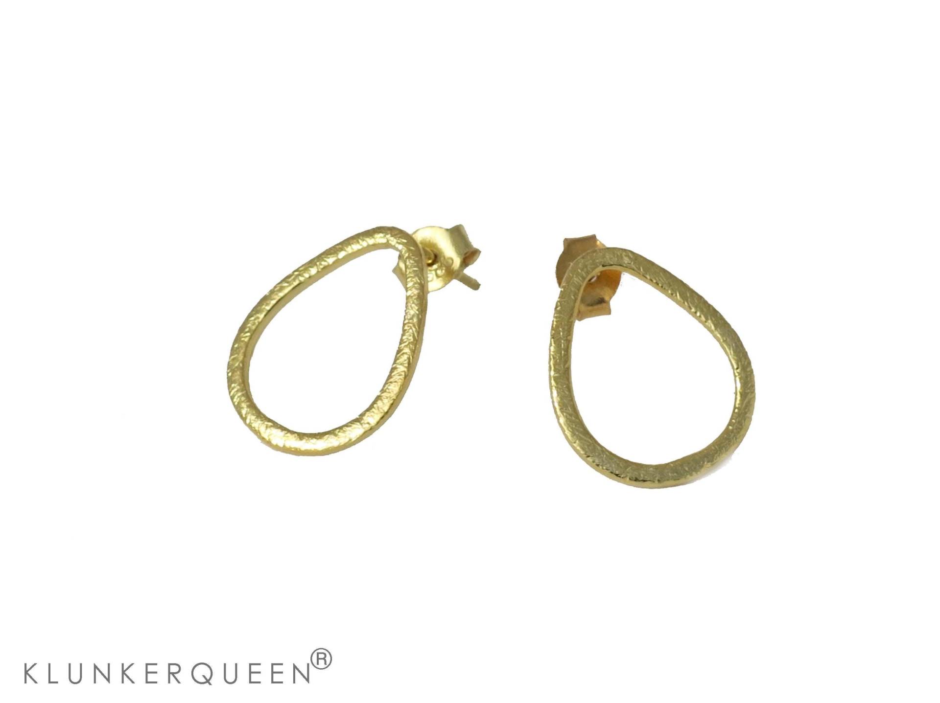 Ohrringe in Gold, Ohrstecker, Mattiert Tropfenform von KLUNKERQUEEN
