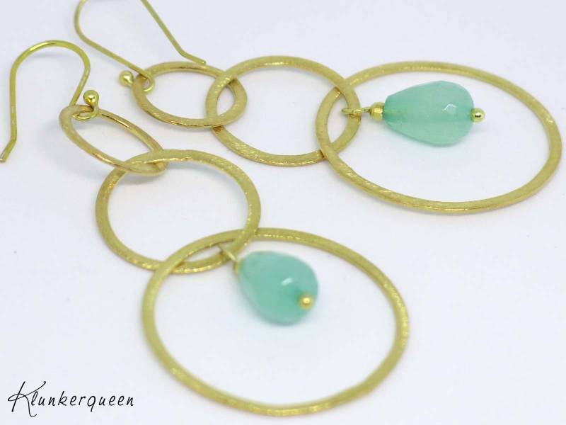 Ohrringe in Gold Mit Grünem Achattropfen, Lange von KLUNKERQUEEN