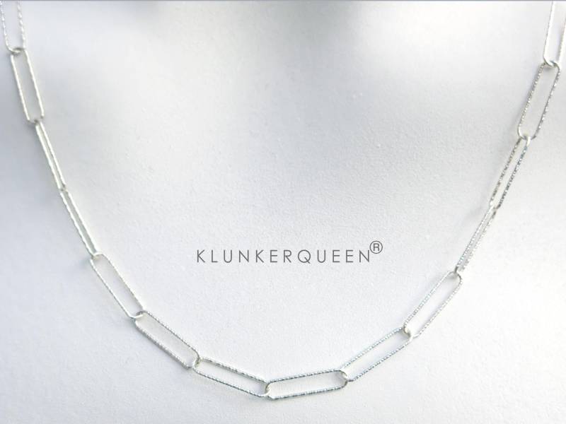 Silberne Gliederkette, Paperclip, Y-Kette Diamantiert Mit Rechteckigen Kettengliedern, Mittellang, Silberschmuck, 52cm Silberne Gliederkette, Paperclip, Y-Kette Diamantiert Mit Rechteckigen Kettengliedern, Mittellang, Silberschmuck, 52cm von KLUNKERQUEEN