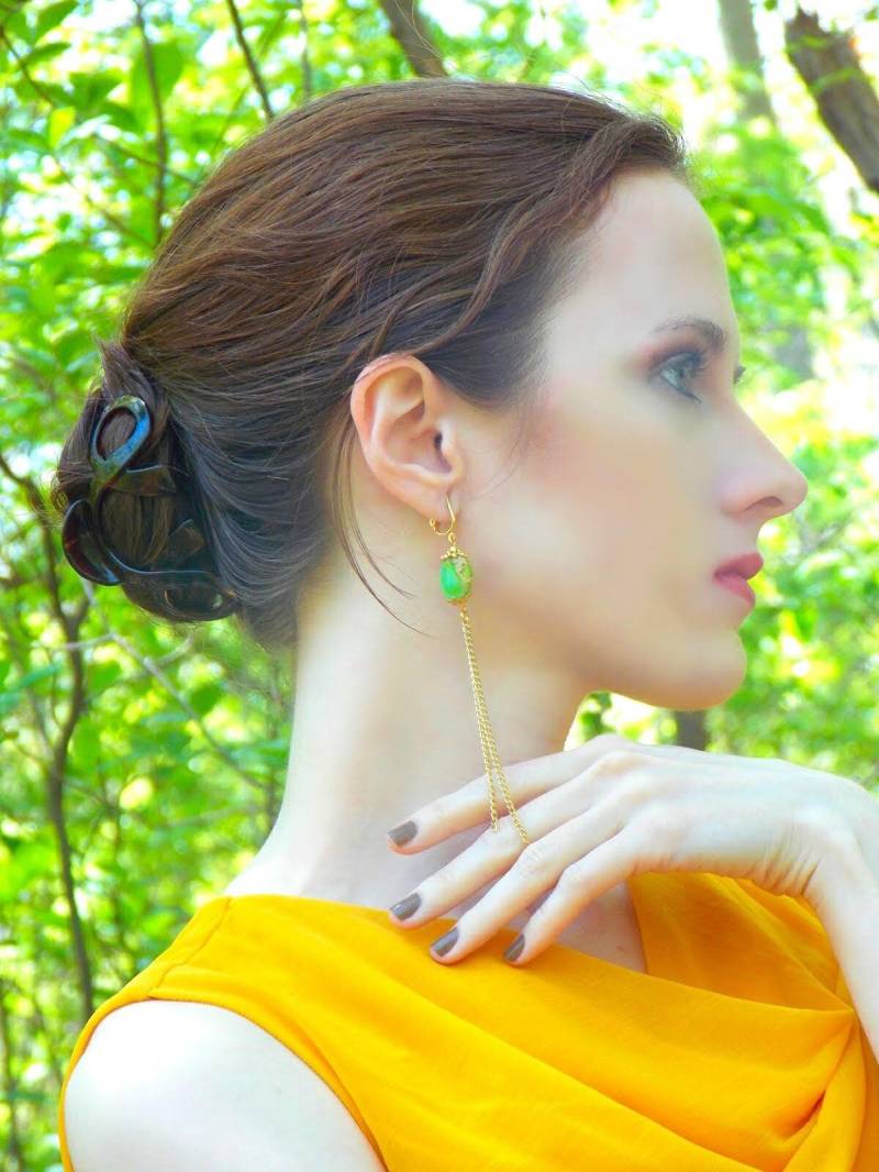 Grüner Jaspis Stein, Antike Vergoldete Lange Baumeln Tropfen Ketten Ohrringe | Clip On Optional von KMagnifiqueDesigns