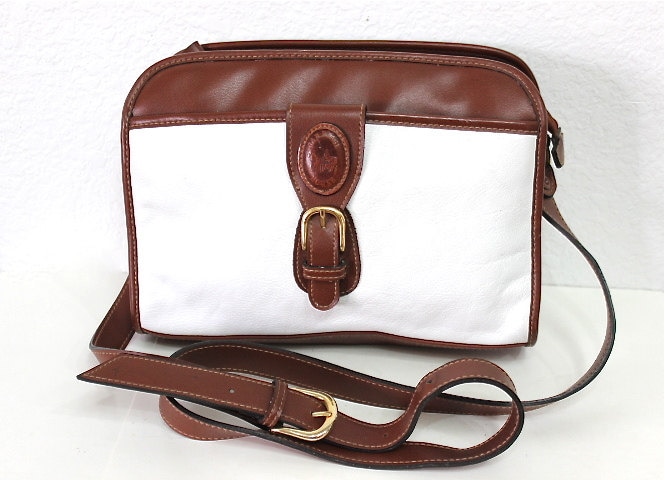 1980Er Carriage House Umhängetasche Braune & Weiße Umhängetasche von KMalinkaVintage