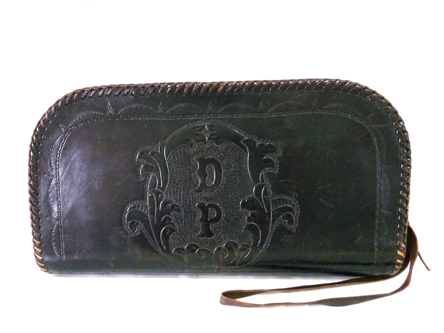 Vintage 1950Er Jahre Aktentasche Hand Punziert Wristlet Schwarz Leder Western Clutch Blumen Schnürung Geldbörse von KMalinkaVintage