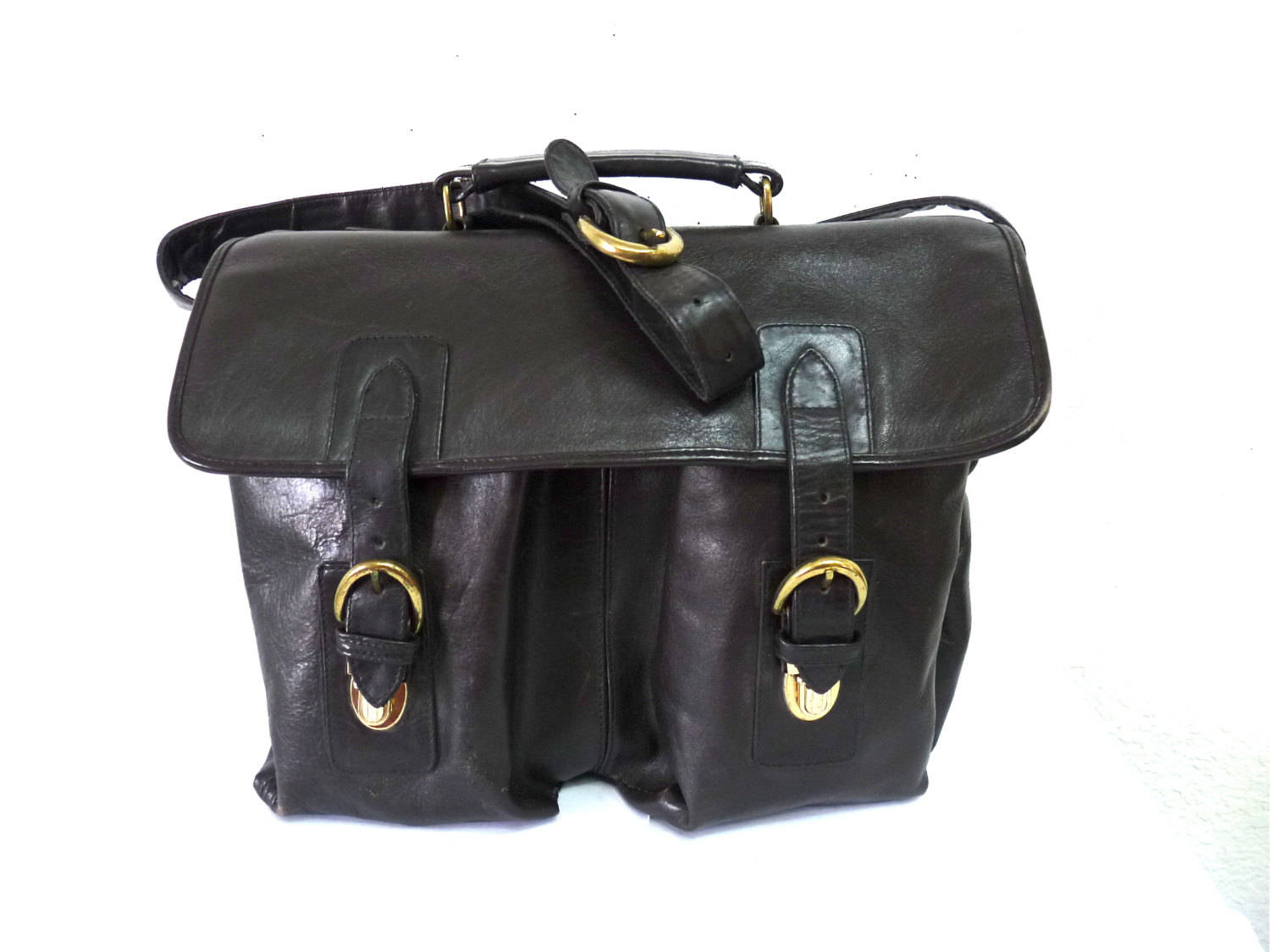 Vintage Aktentasche Schwarz Leder Messenger Laptop Macbook Crossbody Satchel Schulter von KMalinkaVintage