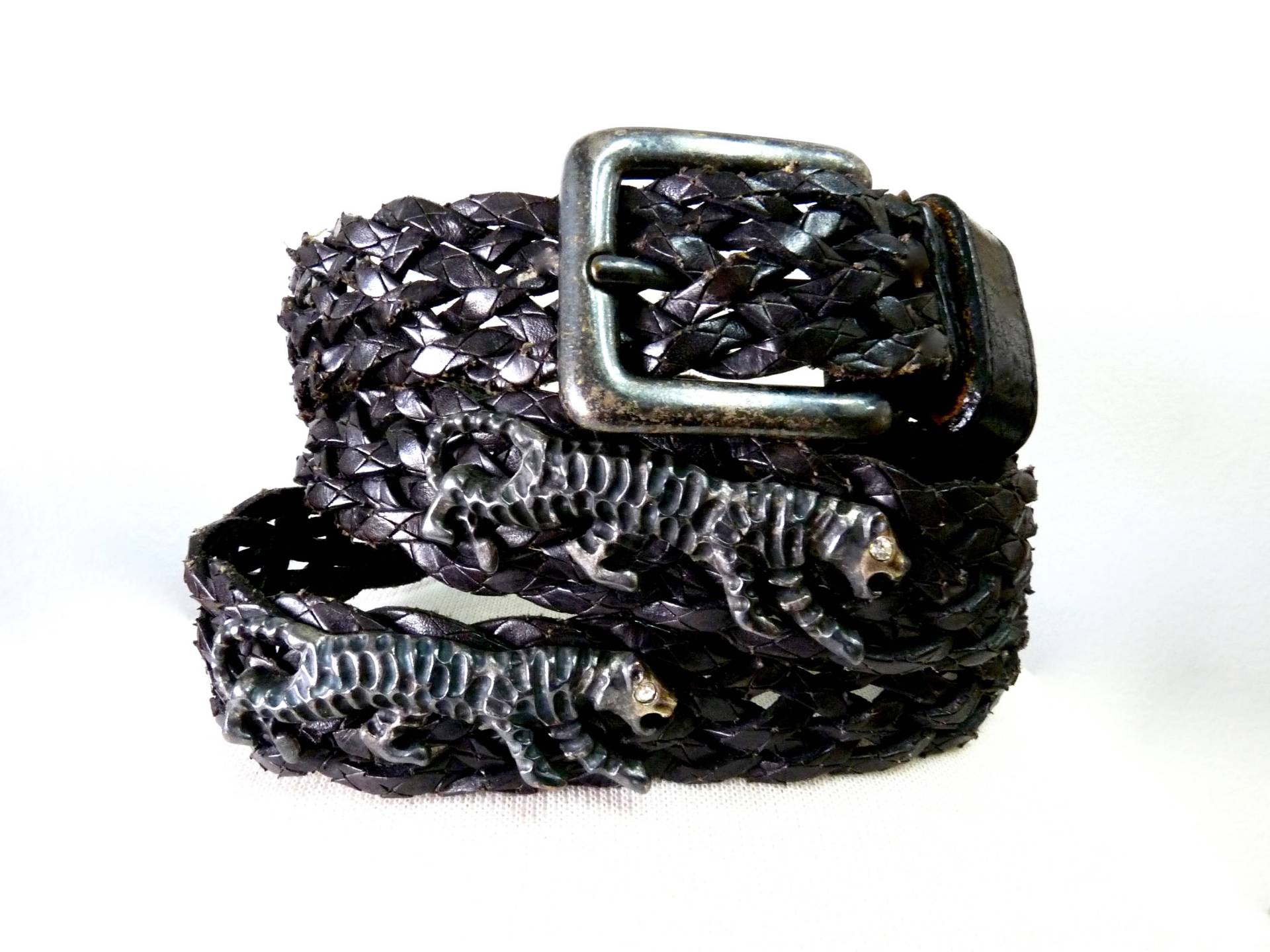 Vintage Leder Gürtel Geflochten Schwarz, Nieten Silber Metall Jaguar Strass Augen Schnalle von KMalinkaVintage