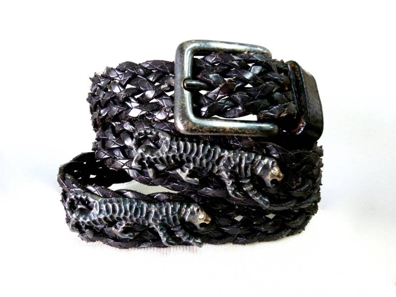 Vintage Leder Gürtel Geflochten Schwarz, Nieten Silber Metall Jaguar Strass Augen Schnalle von KMalinkaVintage