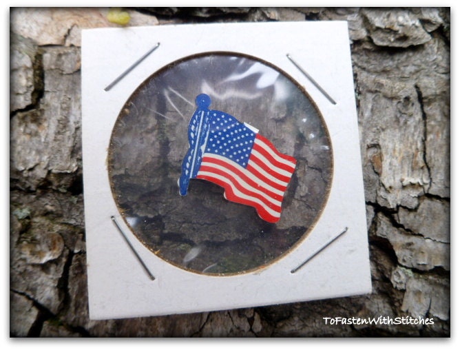 Vintage Usa Flagge Clip On Pin Vintage Usa Flagge Clip On Pin von KMichaelKollectibles