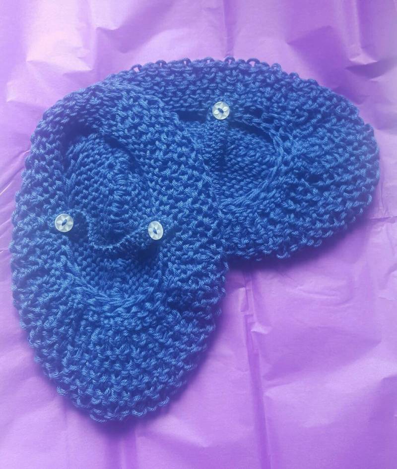 Damen Gestrickte Hausschuhe von KNITANDPROMISECRAFTS