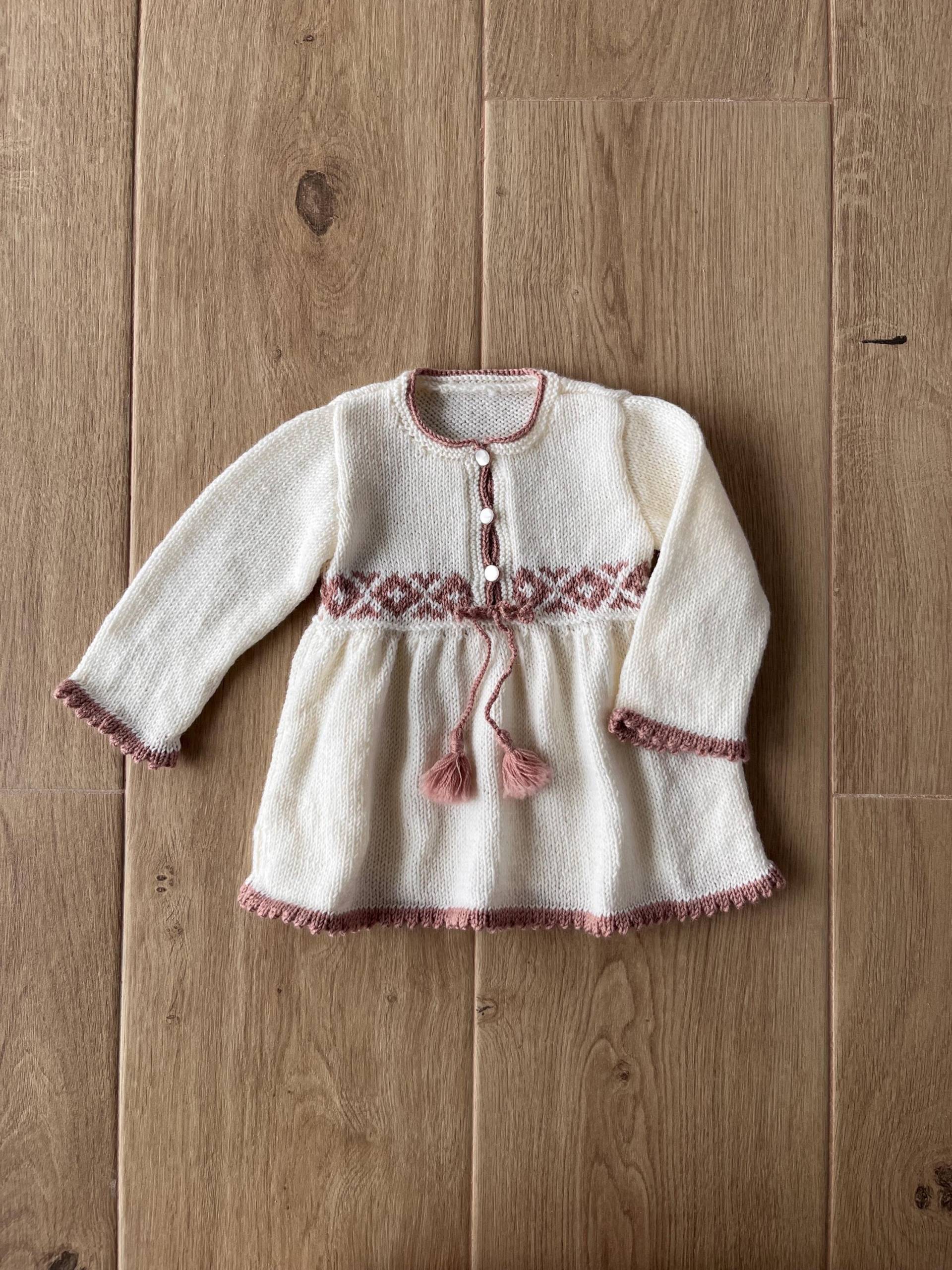 Merino Baby Winterkleid. Größe 3 Monate Merino Baby Winterkleid. Größe 3 Monate von KNITLEBITS