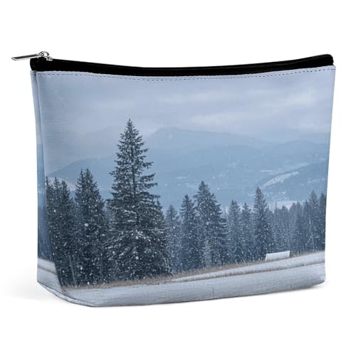 Wasserdichte Reise-Make-up-Tasche, Organizer, PU-Leder, Kiefer, Schnee, Berge, Kosmetiktasche, kleiner Kulturbeutel, niedlich, tragbare Reißverschlusstasche für Damen und Herren, Reisezubehör von KOAYUBFC