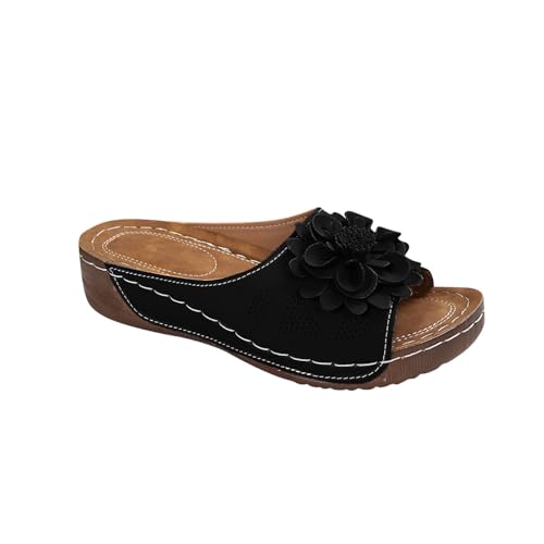 KODMNSW Pantoletten Damen Orthopädische Latschen Sandalen 2025 Sommer Schlappen Offene Schuhe Freizeit Atmungsaktiv Leicht Hausschuhe Blumenschmuck Elegant Pantoffeln Schwarz 36 von KODMNSW