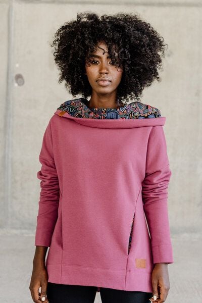 Hoodie Aruba Damen – Kapuzenpullover aus Bio-Baumwolle – mit geräumiger Tasche & KOKOworld-Prints – warm, bequem & fair in der EU produziert – ideal für Yoga, Alltag & Homewear von KOKOworld