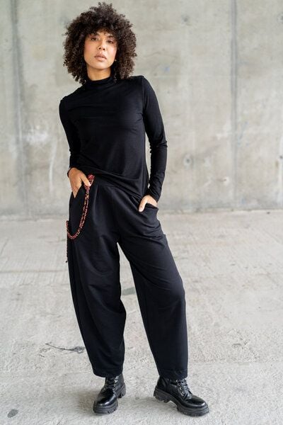 Hose Balloon – Lange Hosen mit Ballon-Schnitt – Taschen – Elastischer Bund – Farbenfrohes Print KOKOworld – Fair produziert in Polen von KOKOworld